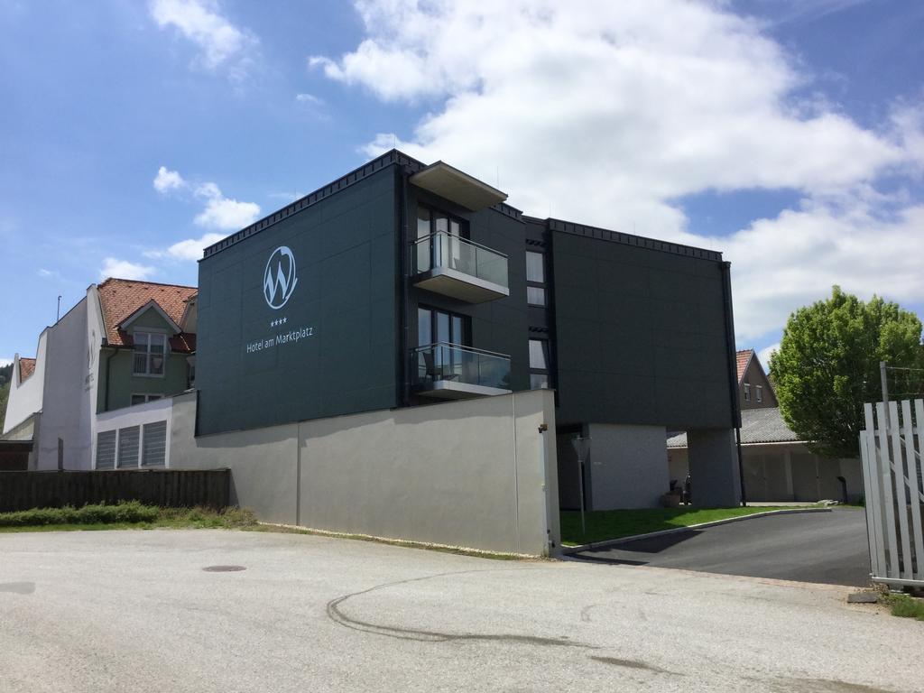 Hotel Am Marktplatz - Landgasthof Wratschko - กัมลิทซ์ ภายนอก รูปภาพ